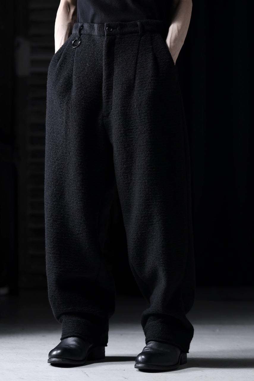 画像をギャラリービューアに読み込む, th products KAPOOR / Wide Tapered Pants / travel wool premiere (black)