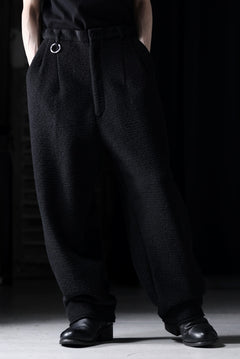 画像をギャラリービューアに読み込む, TARO HORIUCHI / th products KAPOOR / Wide Tapered Pants / travel wool premiere (black)