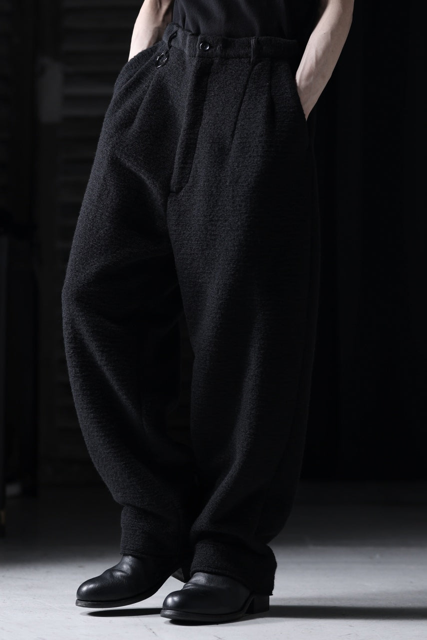 画像をギャラリービューアに読み込む, TARO HORIUCHI / th products KAPOOR / Wide Tapered Pants / travel wool premiere (black)
