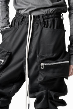 画像をギャラリービューアに読み込む, A.F ARTEFACT MONSTER TUCK VOLUME BAGGY PANTS / LUXE-TWILL (BLACK)