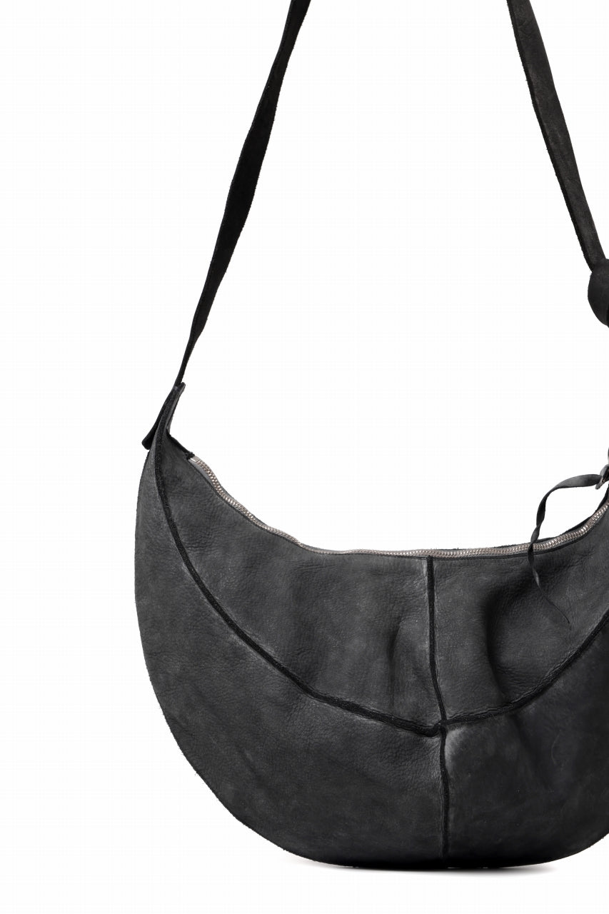Load image into Gallery viewer, m.a+ medium banana belt bag / BO250/VOP1,2 (BLACK)