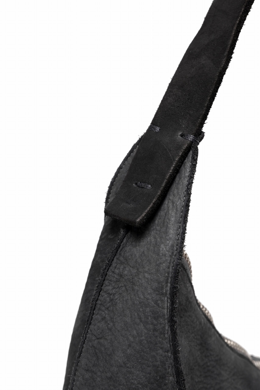 Load image into Gallery viewer, m.a+ medium banana belt bag / BO250/VOP1,2 (BLACK)