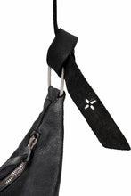 Load image into Gallery viewer, m.a+ medium banana belt bag / BO250/VOP1,2 (BLACK)