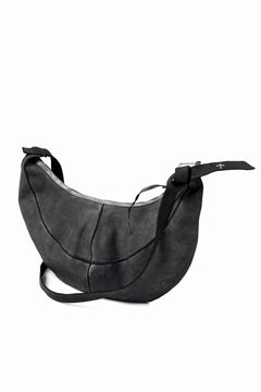 Load image into Gallery viewer, m.a+ medium banana belt bag / BO250/VOP1,2 (BLACK)