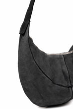 Load image into Gallery viewer, m.a+ medium banana belt bag / BO250/VOP1,2 (BLACK)