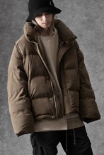 画像をギャラリービューアに読み込む, A.F ARTEFACT HIGH NECK DOWN JACKET / CORDUROY (BROWN)