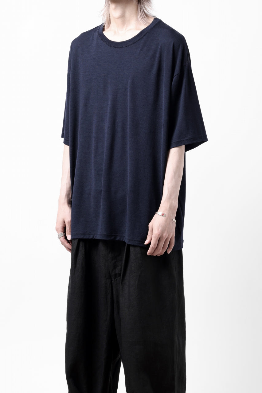 Load image into Gallery viewer, CAPERTICA OVERSIZED S/S TEE / SUPER 120s WASHABLE WOOL JERSEY (NAVY)