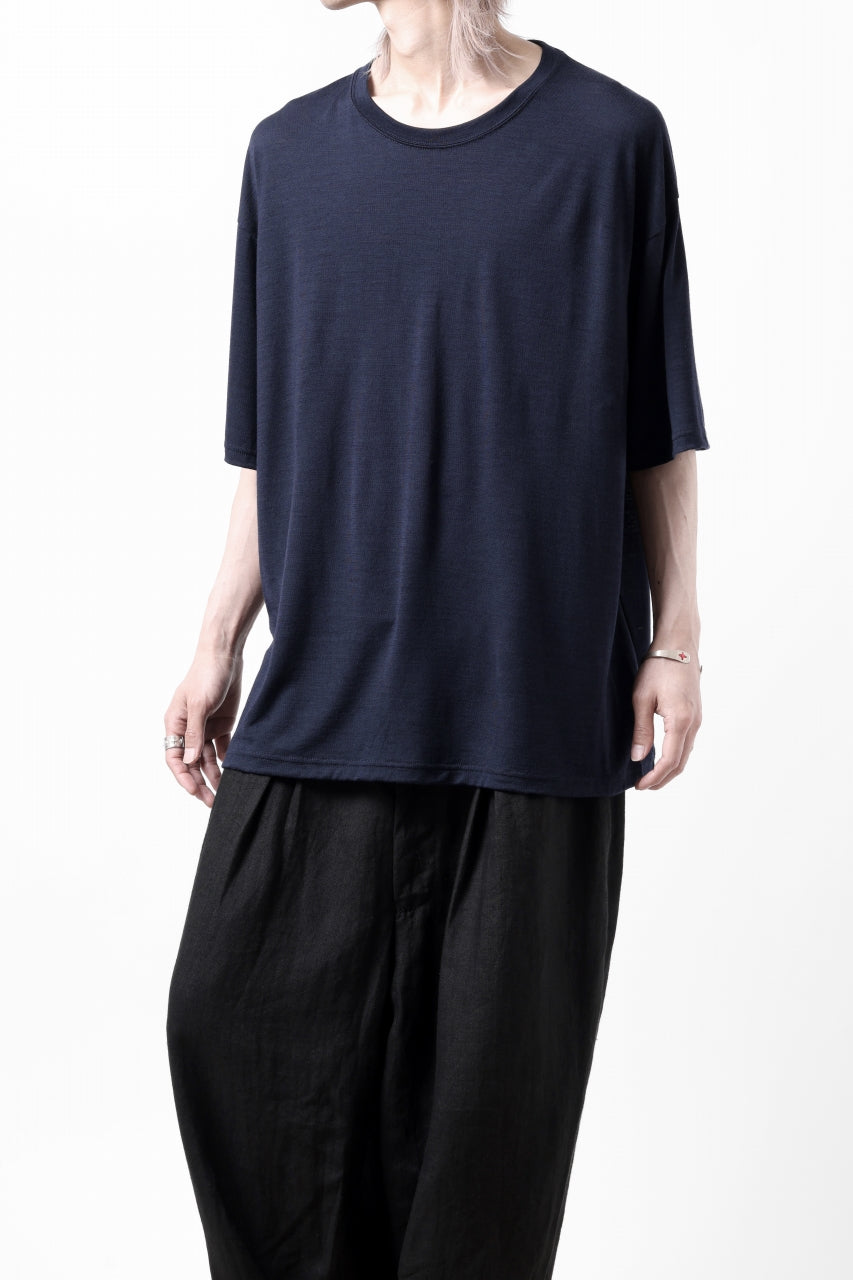 Load image into Gallery viewer, CAPERTICA OVERSIZED S/S TEE / SUPER 120s WASHABLE WOOL JERSEY (NAVY)