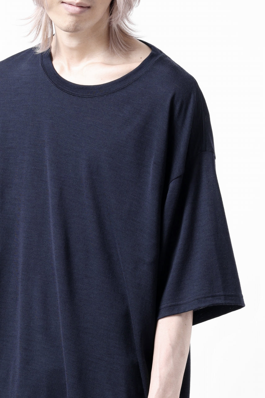 Load image into Gallery viewer, CAPERTICA OVERSIZED S/S TEE / SUPER 120s WASHABLE WOOL JERSEY (NAVY)