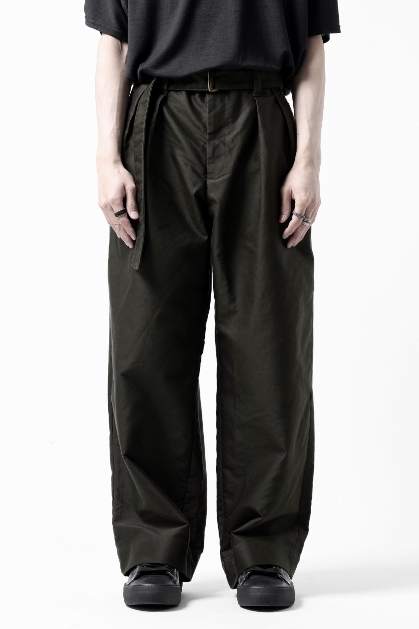 Load image into Gallery viewer, CAPERTICA 2 TUCK WIDE PANTS / GIZA COTTON MOLESKIN (OLIVE DRAB)