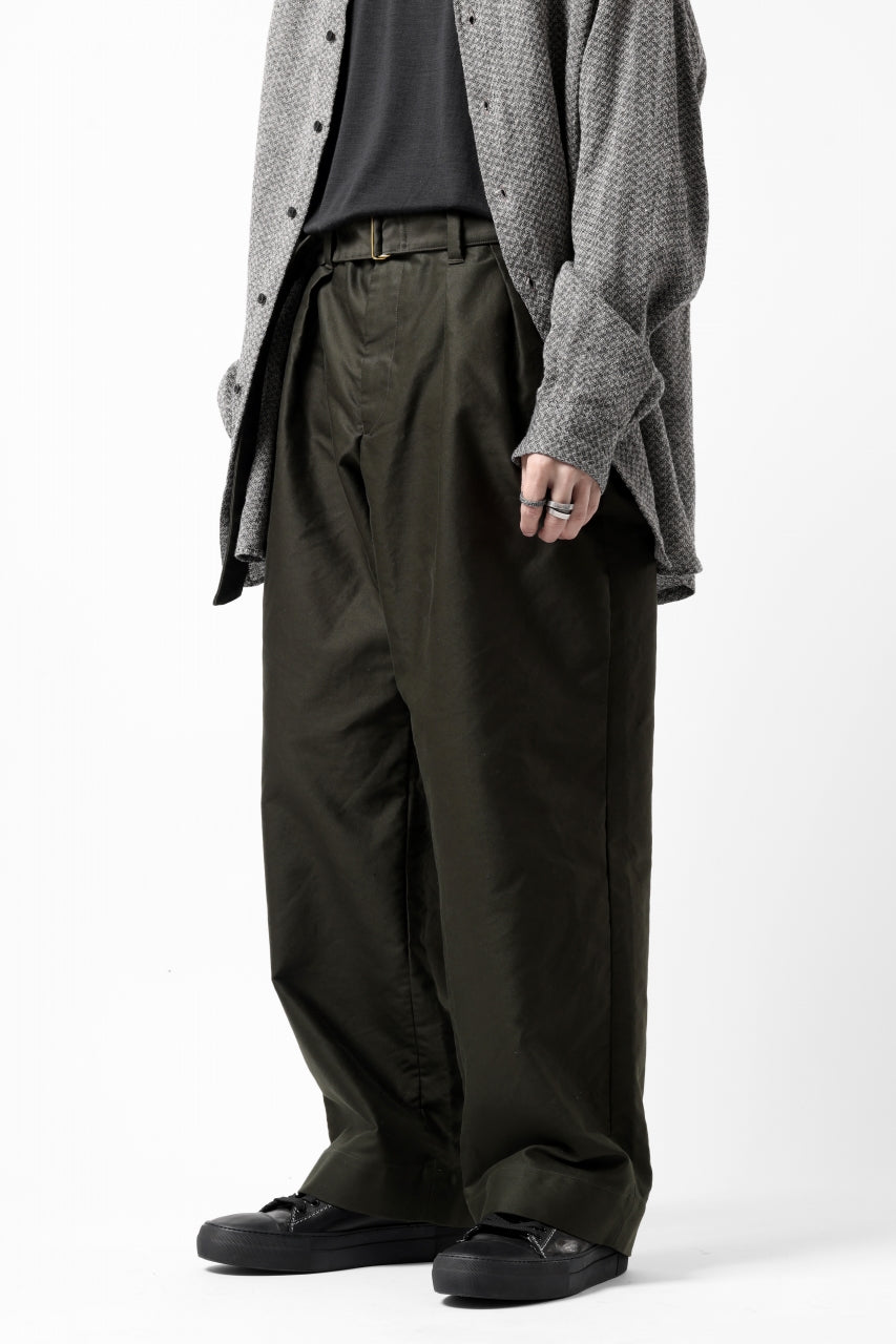 Load image into Gallery viewer, CAPERTICA 2 TUCK WIDE PANTS / GIZA COTTON MOLESKIN (OLIVE DRAB)