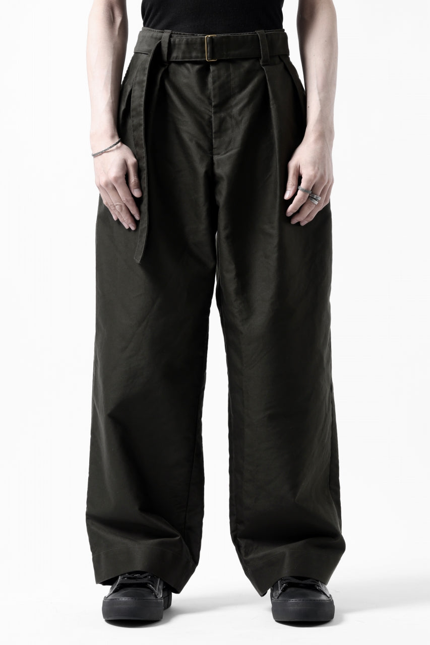 Load image into Gallery viewer, CAPERTICA 2 TUCK WIDE PANTS / GIZA COTTON MOLESKIN (OLIVE DRAB)