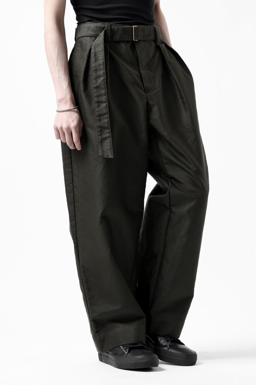 Load image into Gallery viewer, CAPERTICA 2 TUCK WIDE PANTS / GIZA COTTON MOLESKIN (OLIVE DRAB)