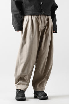 画像をギャラリービューアに読み込む, CAPERTICA BALLOON PANTS / BARATHEA CLOTH (BEIGE)