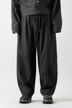 画像をギャラリービューアに読み込む, CAPERTICA BALLOON PANTS / BARATHEA CLOTH (BLACK)