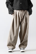 画像をギャラリービューアに読み込む, CAPERTICA BALLOON PANTS / BARATHEA CLOTH (BEIGE)