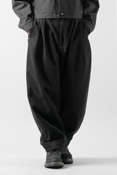 画像をギャラリービューアに読み込む, CAPERTICA BALLOON PANTS / NAPPING MOLESKIN (BLACK)