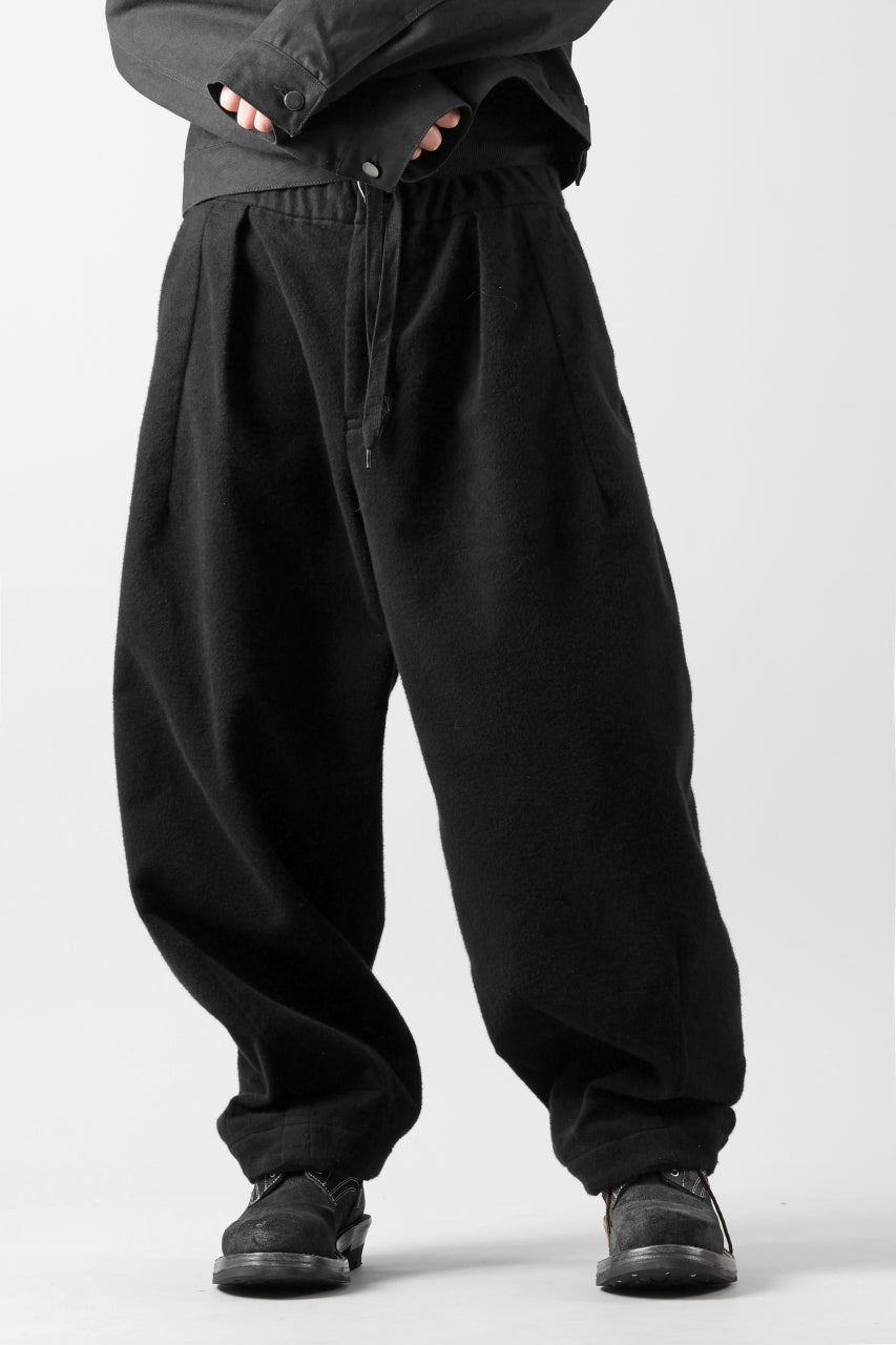 画像をギャラリービューアに読み込む, CAPERTICA BALLOON PANTS / NAPPING MOLESKIN (BLACK)