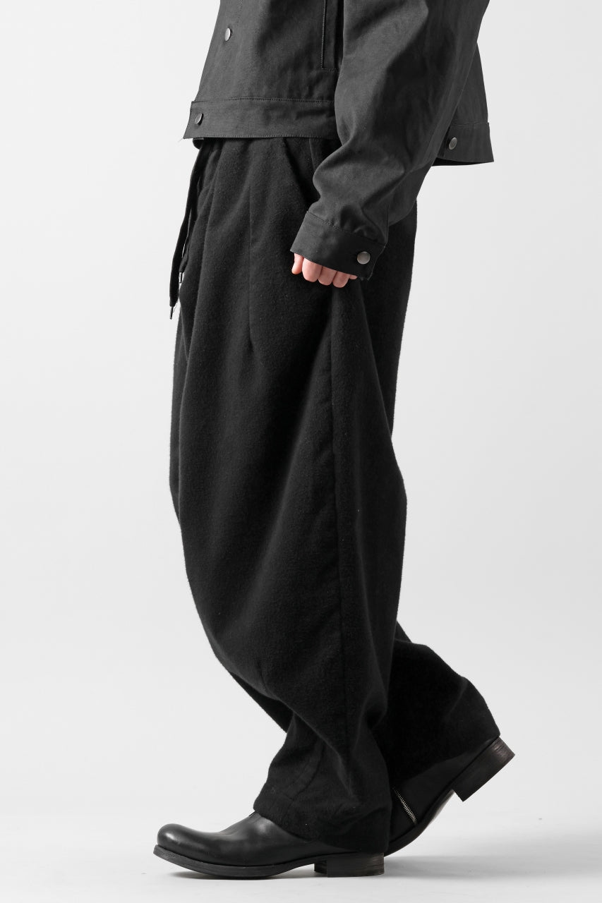 画像をギャラリービューアに読み込む, CAPERTICA BALLOON PANTS / NAPPING MOLESKIN (BLACK)