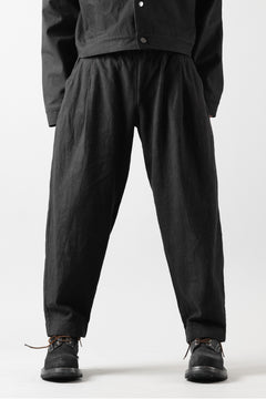 画像をギャラリービューアに読み込む, CAPERTICA PEGTOP EASY PANTS / RAMIE COTTON CANVAS (BURNED BLACK)