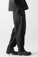 画像をギャラリービューアに読み込む, CAPERTICA PEGTOP EASY PANTS / RAMIE COTTON CANVAS (BURNED BLACK)
