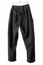 画像をギャラリービューアに読み込む, CAPERTICA PEGTOP EASY PANTS / RAMIE COTTON CANVAS (BURNED BLACK)