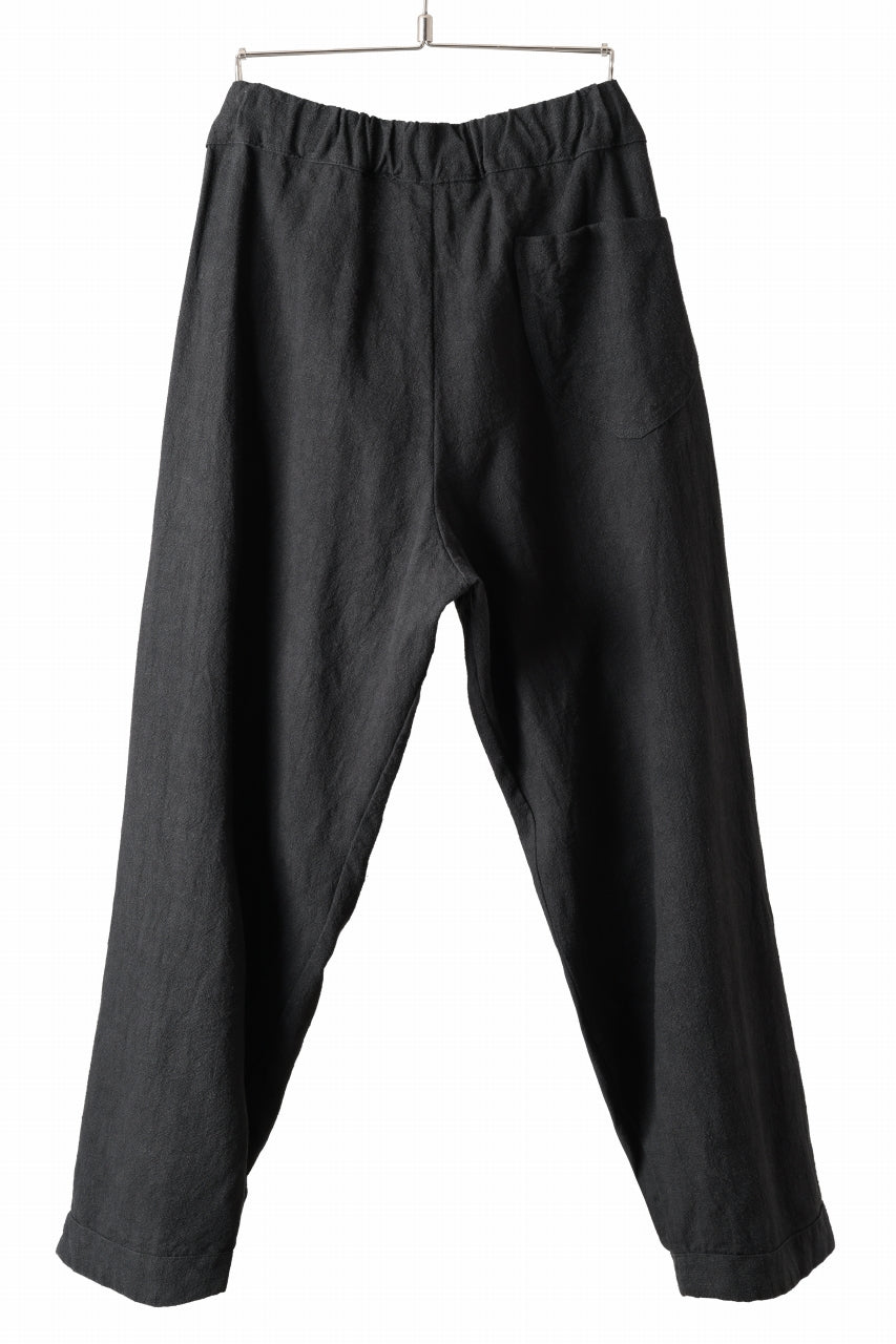 画像をギャラリービューアに読み込む, CAPERTICA PEGTOP EASY PANTS / RAMIE COTTON CANVAS (BURNED BLACK)