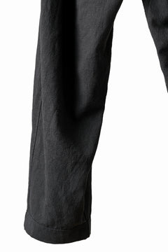 画像をギャラリービューアに読み込む, CAPERTICA PEGTOP EASY PANTS / RAMIE COTTON CANVAS (BURNED BLACK)
