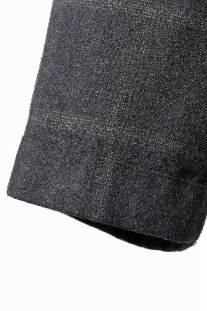 Load image into Gallery viewer, CAPERTICA PEGTOP EASY PANTS / DARK MELANGE CHECK FLANNEL (CHARCOAL)