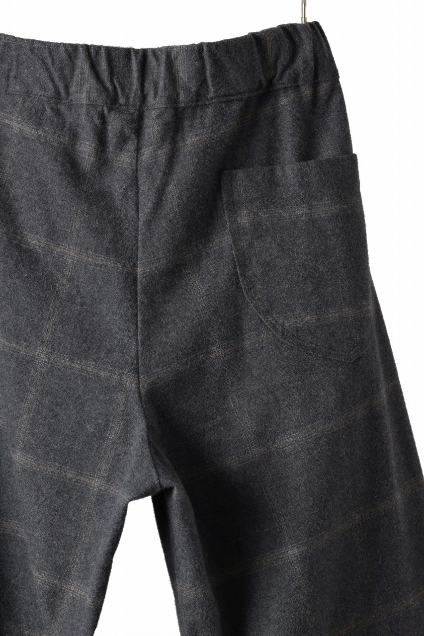 画像をギャラリービューアに読み込む, CAPERTICA PEGTOP EASY PANTS / DARK MELANGE CHECK FLANNEL (CHARCOAL)