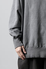 Load image into Gallery viewer, CHANGES AGING GUSSET PULLOVER (INK)