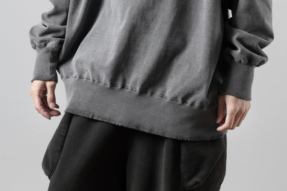 Load image into Gallery viewer, CHANGES AGING GUSSET PULLOVER (INK)
