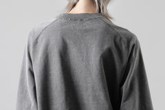Load image into Gallery viewer, CHANGES AGING GUSSET PULLOVER (INK)