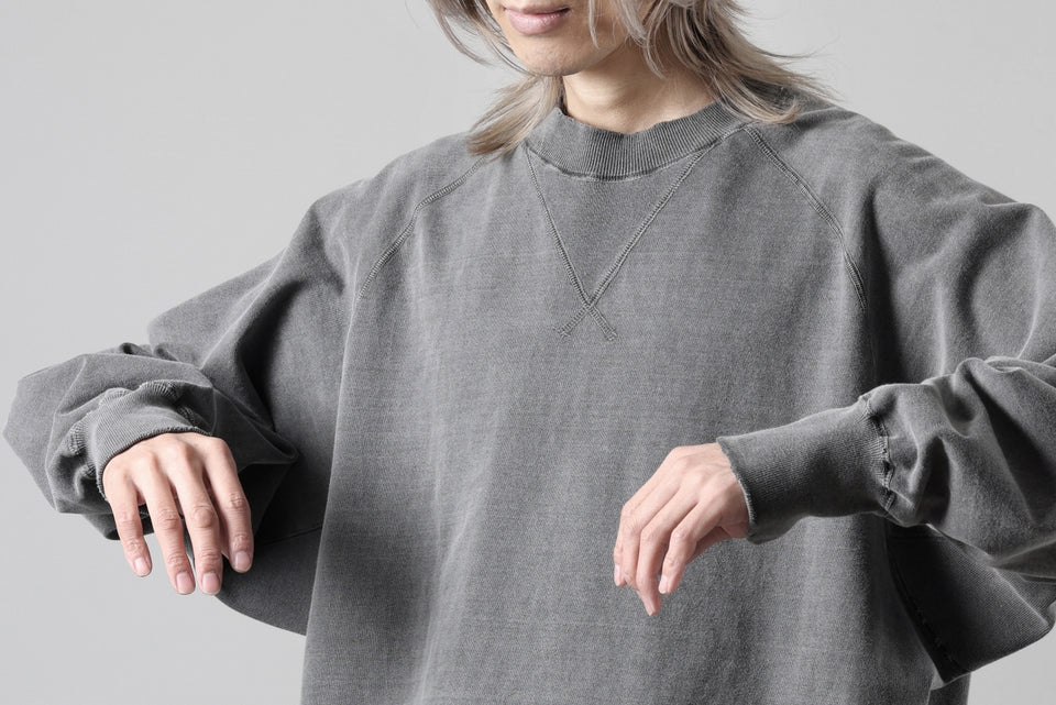 Load image into Gallery viewer, CHANGES AGING GUSSET PULLOVER (INK)