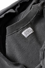 Load image into Gallery viewer, CHANGES AGING GUSSET PULLOVER (INK)