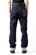 Load image into Gallery viewer, ISAMU KATAYAMA BACKLASH THE DENIM SELVEDGE DENIM STRAIGHT PANTS (INDIGO / ONE WASH)