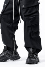 画像をギャラリービューアに読み込む, A.F ARTEFACT TWILL DROPCROTCH CARGO PANTS (BLACK)