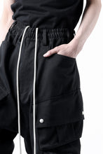 画像をギャラリービューアに読み込む, A.F ARTEFACT TWILL DROPCROTCH CARGO PANTS (BLACK)