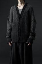 画像をギャラリービューアに読み込む, ISABEL BENENATO Yak Cardigan with Shaded Jacquard in Two Colours (GRAPHITE)