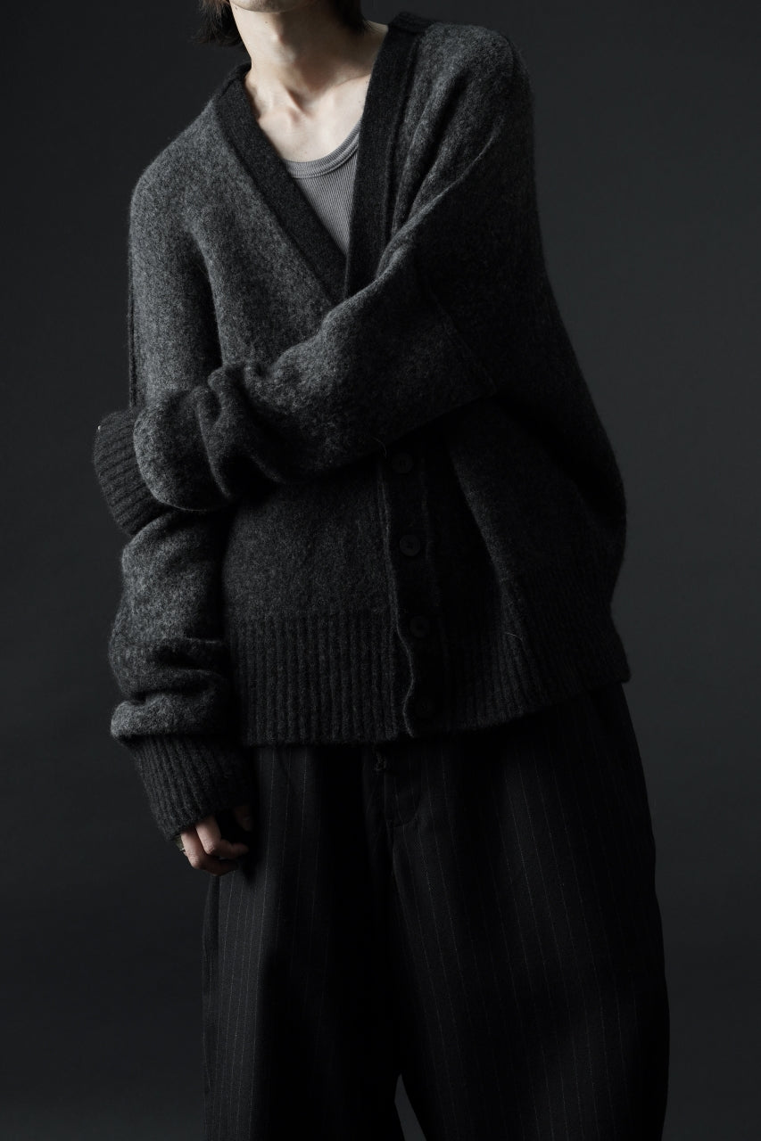 画像をギャラリービューアに読み込む, ISABEL BENENATO Yak Cardigan with Shaded Jacquard in Two Colours (GRAPHITE)