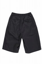 Load image into Gallery viewer, sus-sous wide shorts / cotton linen twill hard finish (CHARCOAL)