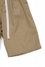 Load image into Gallery viewer, sus-sous wide shorts / cotton linen twill hard finish (BEIGE)