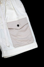 Load image into Gallery viewer, sus-sous cargo shorts / organic cotton silk nepped weather (WHITE)