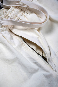 Load image into Gallery viewer, sus-sous cargo shorts / organic cotton silk nepped weather (WHITE)