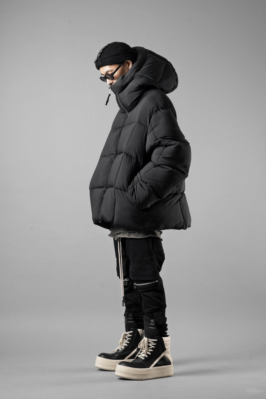 画像をギャラリービューアに読み込む, thom/krom BIG HOODIE OVERSIZED JACKET / WARM PUFFER (BLACK)