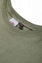 画像をギャラリービューアに読み込む, KATHARINE HAMNETT x FRUIT OF THE LOOM COLLABO TEE / OVERDYED BACK PRINT (GREEN)
