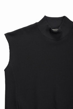画像をギャラリービューアに読み込む, beauty : beast HIGH-NECK SLEEVELESS PULLOVER (BLACK)