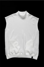 画像をギャラリービューアに読み込む, beauty : beast HIGH-NECK SLEEVELESS PULLOVER (WHITE)