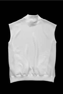 画像をギャラリービューアに読み込む, beauty : beast HIGH-NECK SLEEVELESS PULLOVER (WHITE)
