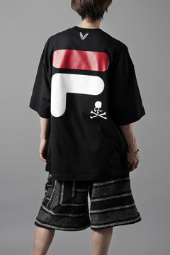 画像をギャラリービューアに読み込む, MASTERMIND WORLD x FILA TEE (BLACK)
